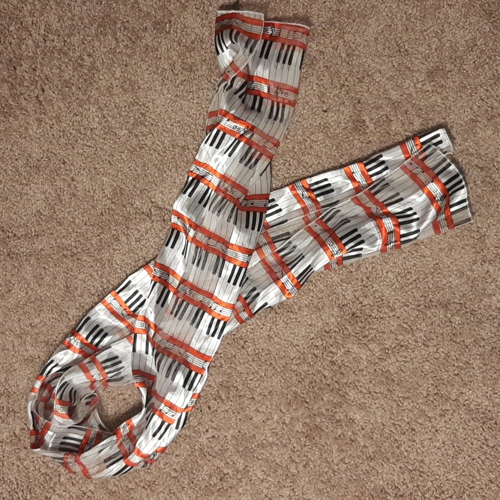 Musical/Piano Key Design Shiny Scarf